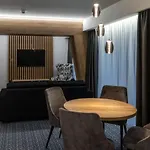 Meta & Vine Hotel